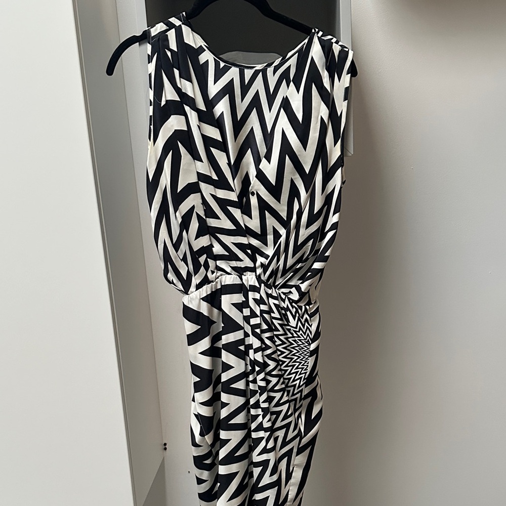 Amanda Uprichard Black and White Chevron Midi Dress